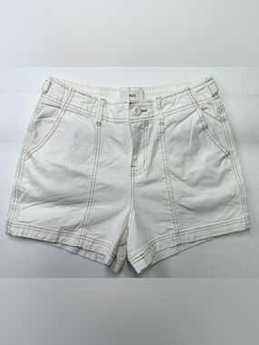 BKE White High-Waist Casual Shorts